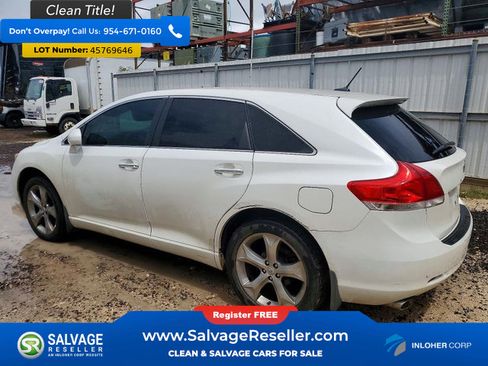Used 2011 Toyota Venza FWD image 3