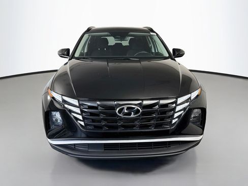 Used 2023 Hyundai Tucson SEL FWD image 2