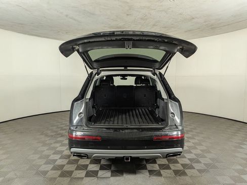 Used 2018 Audi Q7 3.0T Premium Plus w/ Premium Plus Package image 9