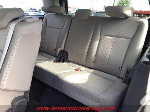 Used 2020 Ford Expedition XLT RWD image 14