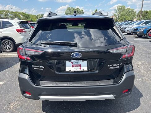 Certified 2024 Subaru Outback Touring AWD/4WD image 4
