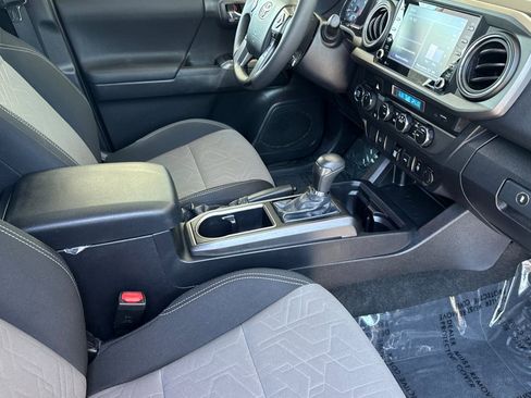 Certified 2023 Toyota Tacoma TRD Off-Road w/ Black Out Package (TMS) AWD/4WD image 20