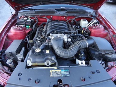 Used 2006 Ford Mustang GT Premium image 26