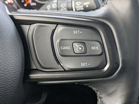 Used 2020 Jeep Wrangler Unlimited Sport image 27