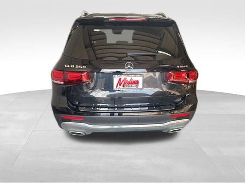 Used 2023 Mercedes-Benz GLB 250 GLB 250 image 6