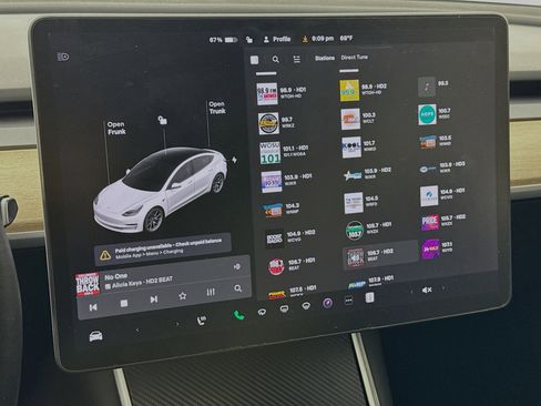 Used 2019 Tesla Model 3 Standard Range image 15