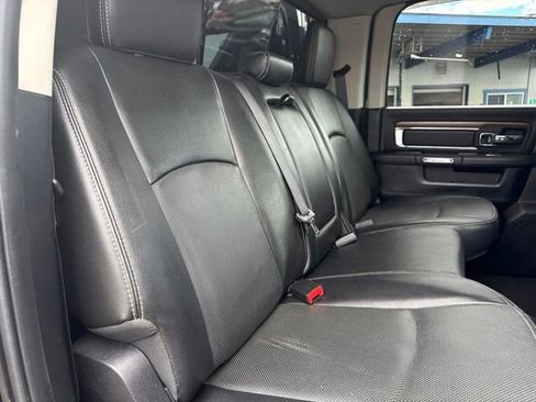 Used 2015 RAM 2500 Laramie w/ Black Appearance Group AWD/4WD image 13