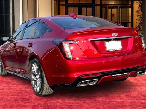 Used 2025 Cadillac CT5 Sport image 4