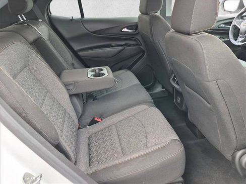 Used 2022 Chevrolet Equinox LT FWD image 19