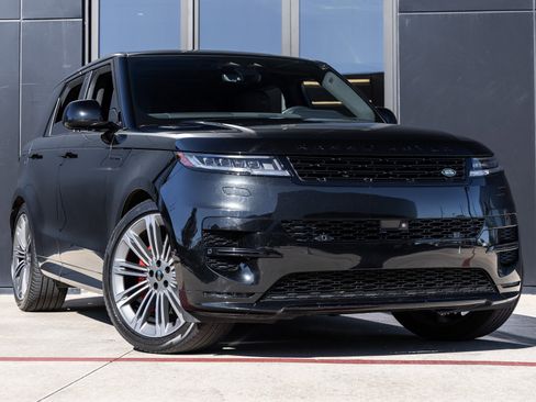 Used 2024 Land Rover Range Rover Sport Dynamic SE image 2