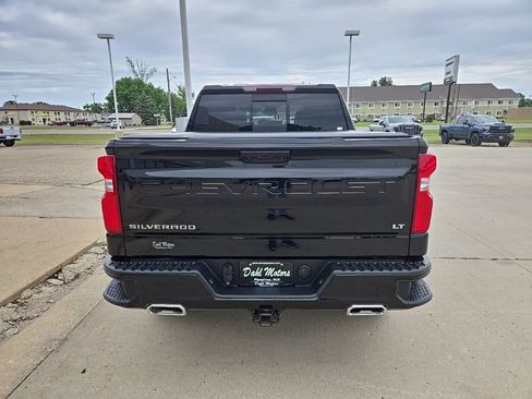 Used 2024 Chevrolet Silverado 1500 LT Trail Boss w/ Convenience Package II AWD/4WD image 8