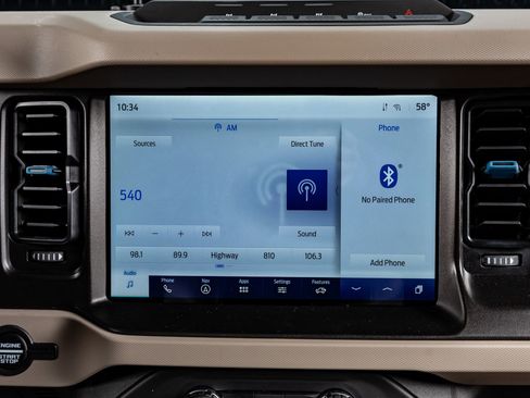 Used 2023 Ford Bronco Wildtrak image 24