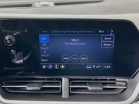 Used 2025 Chevrolet Trax LS w/ LS Convenience Package image 21