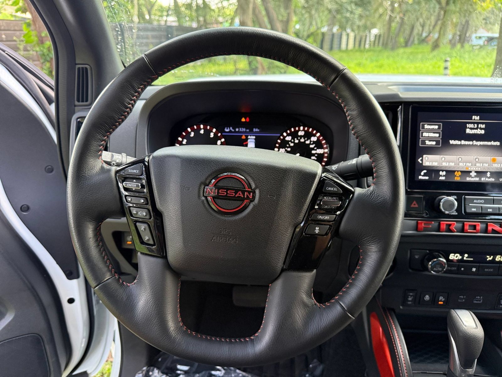 Used 2026 Nissan Frontier PRO-4X AWD/4WD image 25