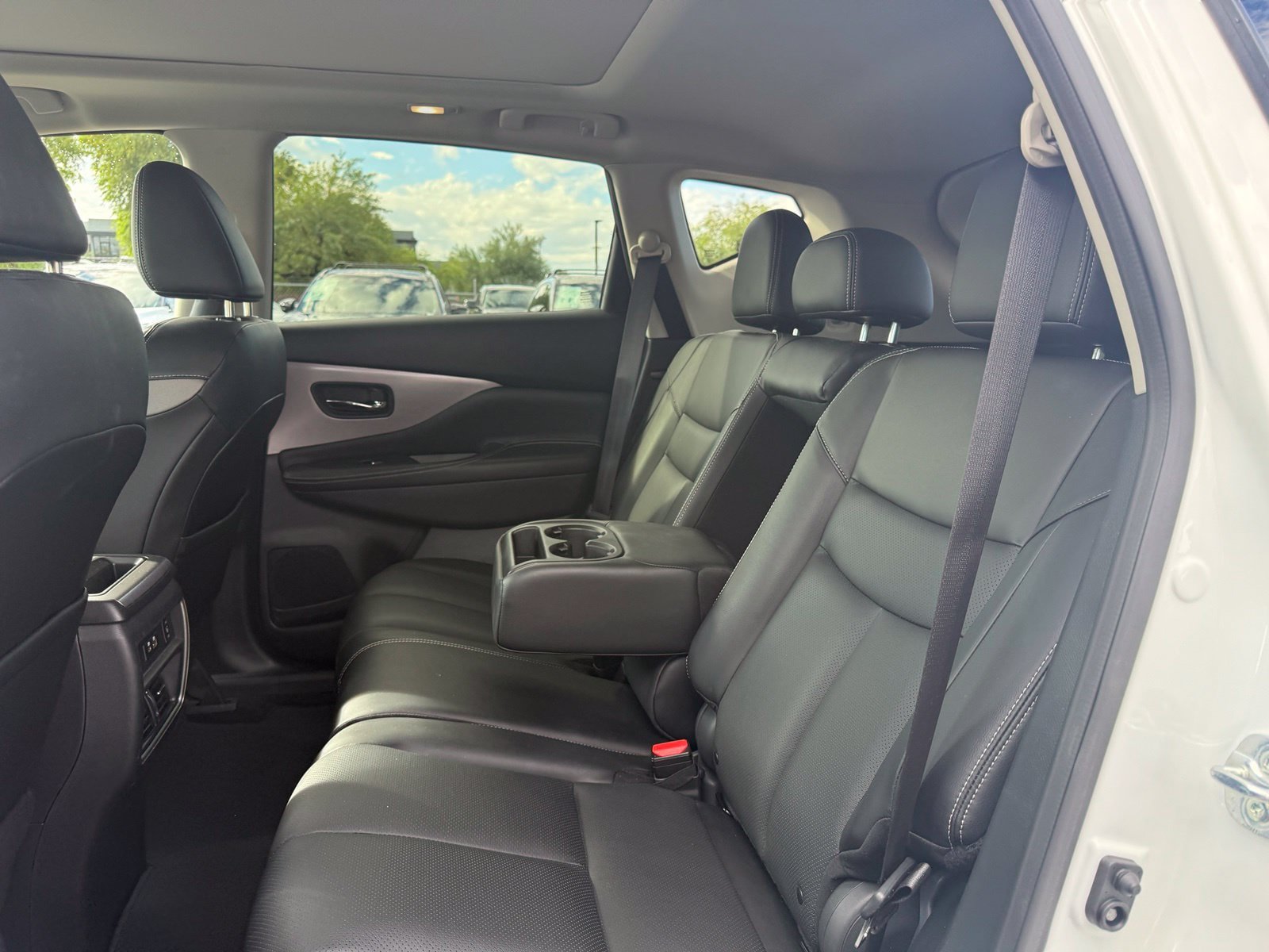 Certified 2024 Nissan Murano SL w/ Cargo Package FWD image 9