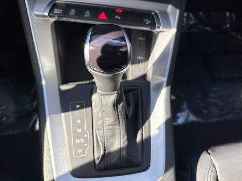 Used 2023 Audi Q3 2.0T Premium AWD/4WD image 23