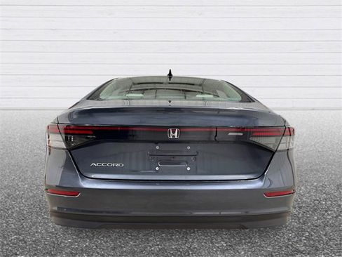 New 2025 Honda Accord SE image 4