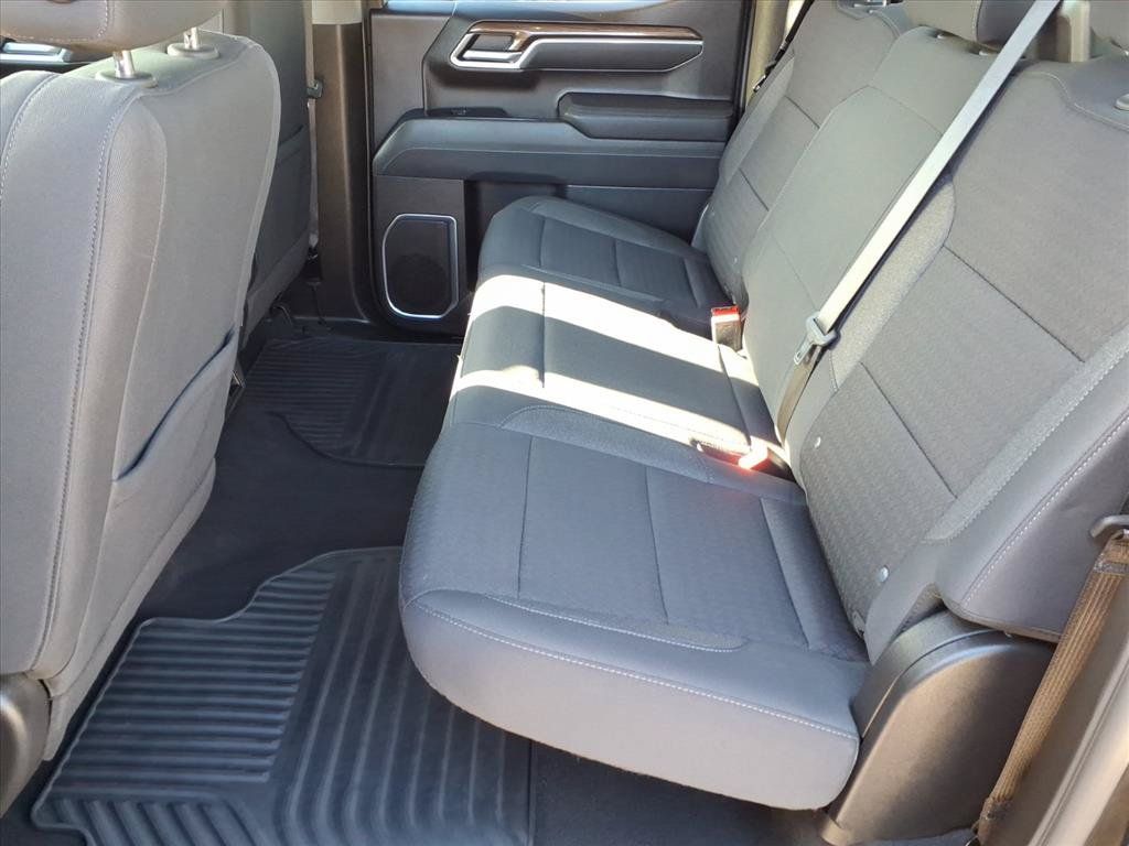 Used 2026 Chevrolet Silverado 1500 LT AWD/4WD image 13