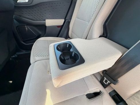 Used 2020 Ford Escape SE FWD image 18