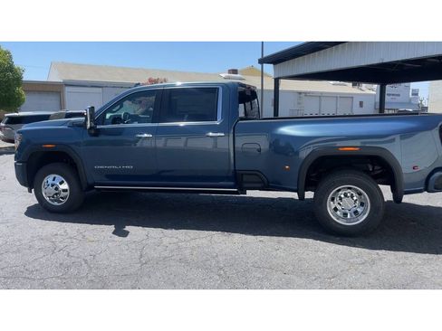 New 2026 GMC Sierra 3500 Denali Ultimate AWD/4WD image 8