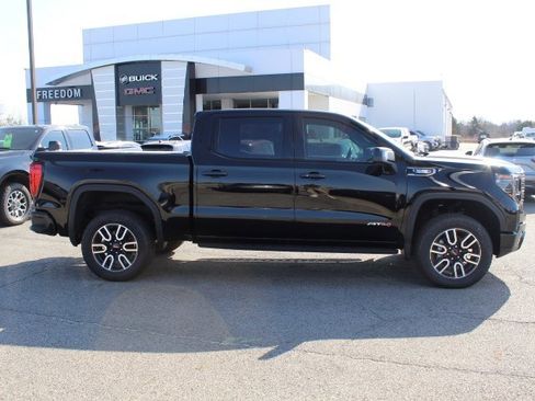 New 2026 GMC Sierra 1500 AT4 w/ AT4 Premium Package image 6