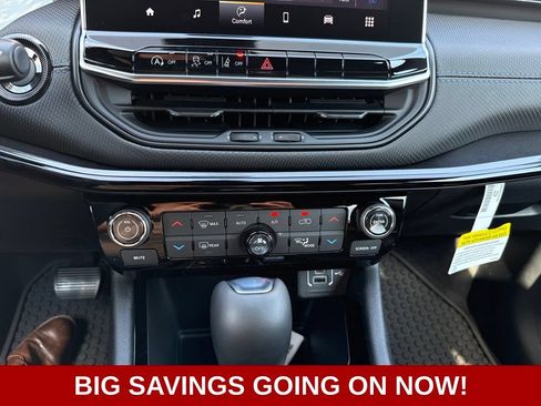 New 2026 Jeep Compass Latitude AWD/4WD image 20