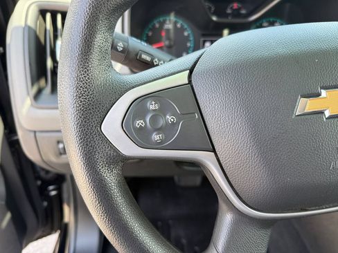 Used 2020 Chevrolet Colorado W/T w/ Custom Special Edition AWD/4WD image 23