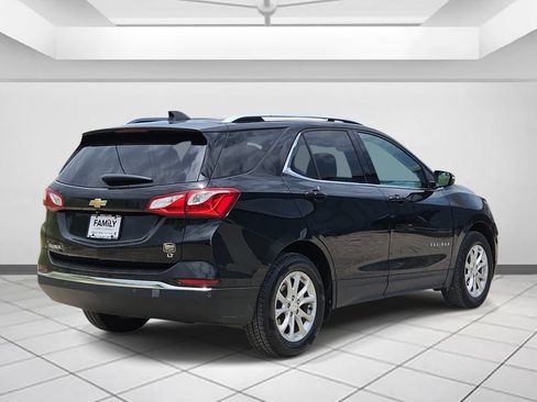 Used 2019 Chevrolet Equinox LT w/ Sun & Navigation Package FWD image 4