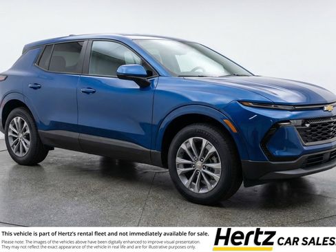 Used 2025 Chevrolet Equinox LT image 1