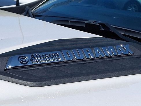 Used 2024 Chevrolet Silverado 2500 High Country w/ High Country Premium Package image 42