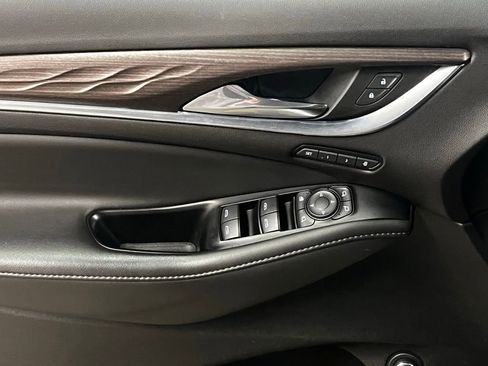 Certified 2023 Buick Enclave Avenir w/ Trailering Package, 5000 lbs. image 15