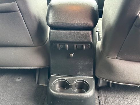Used 2018 Jeep Wrangler Unlimited Sport S AWD/4WD image 46