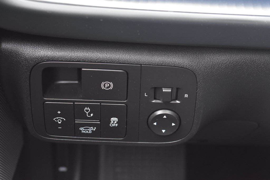 Certified 2024 Hyundai Ioniq 6 SEL RWD image 22