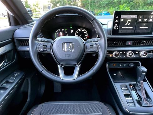 Used 2026 Honda CR-V Sport image 9