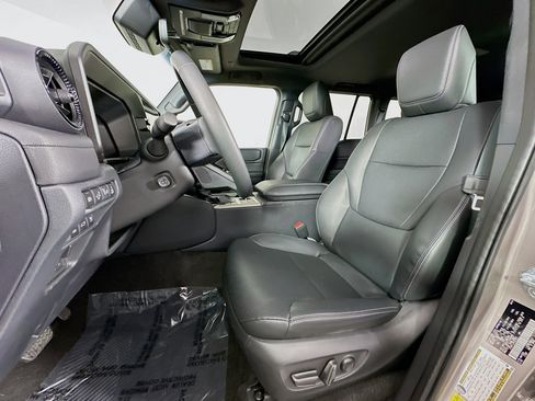 Used 2024 Toyota Land Cruiser image 22