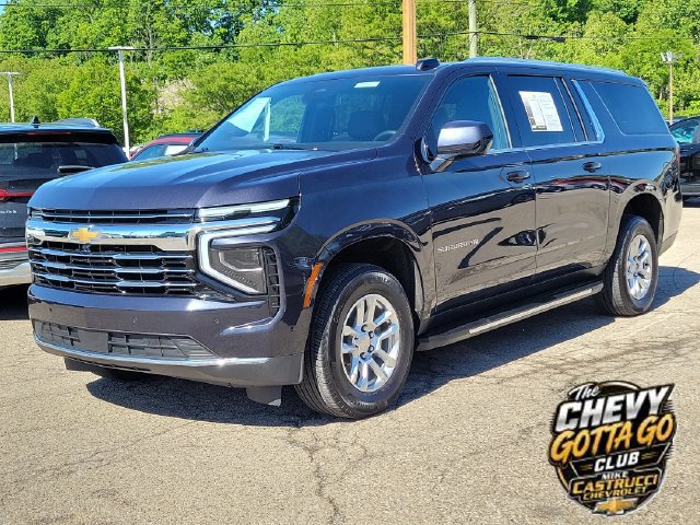 Used 2025 Chevrolet Suburban LT AWD/4WD image 1