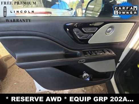 Used 2020 Lincoln Aviator Reserve w/ Equipment Group 202A image 11