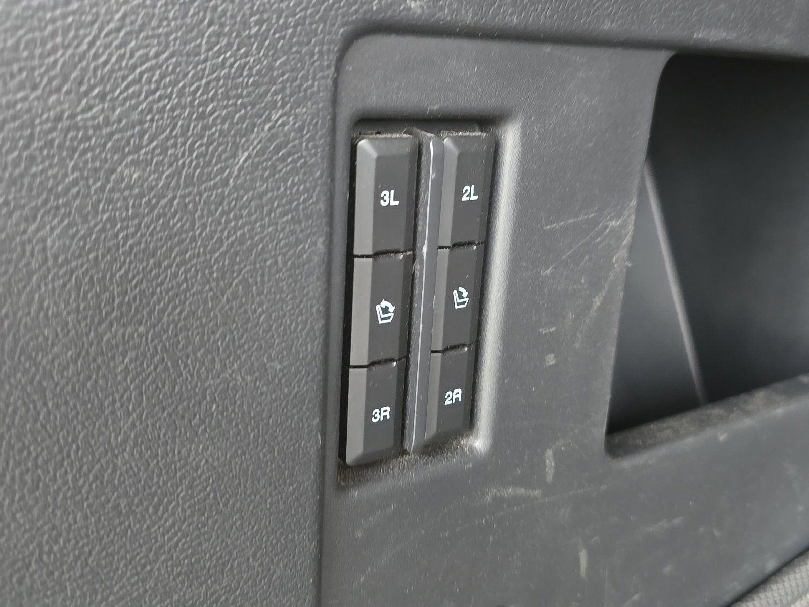Used 2023 Ford Expedition Limited AWD/4WD image 70