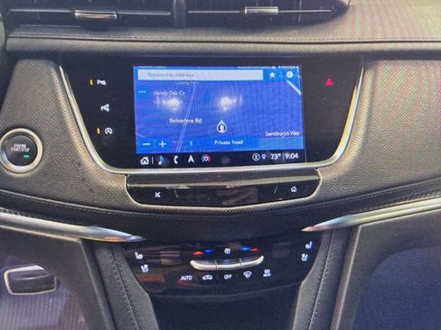 Used 2022 Cadillac XT5 Sportv w/ Technology Package image 4