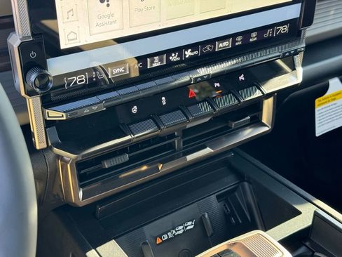 New 2025 GMC Hummer EV 2X image 35