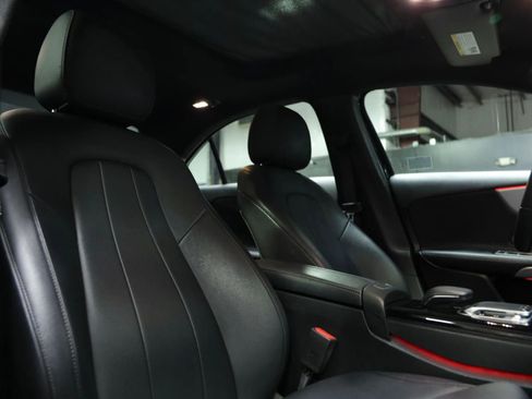 Used 2020 Mercedes-Benz A 220 image 23