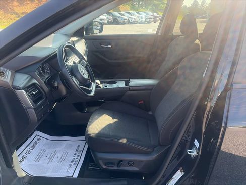 Used 2023 Nissan Rogue SV FWD image 10