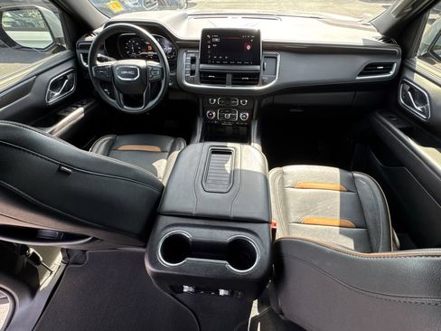 Used 2023 GMC Yukon AT4 w/ AT4 Premium Package AWD/4WD image 23