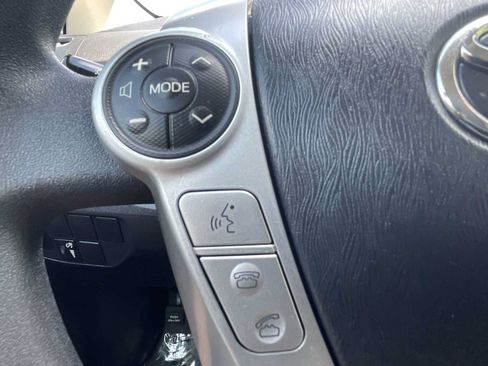 Used 2014 Toyota Prius Three FWD image 14