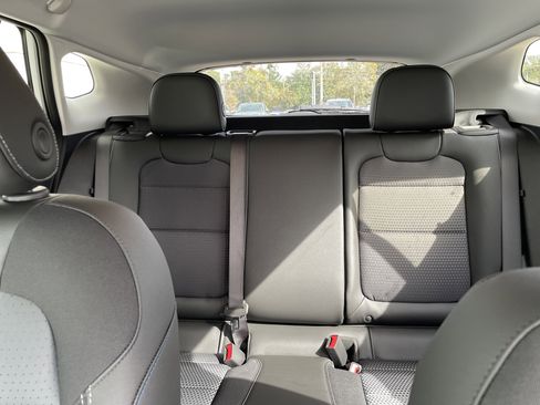 New 2025 Chevrolet Trax LT w/ Driver Confidence Package image 37