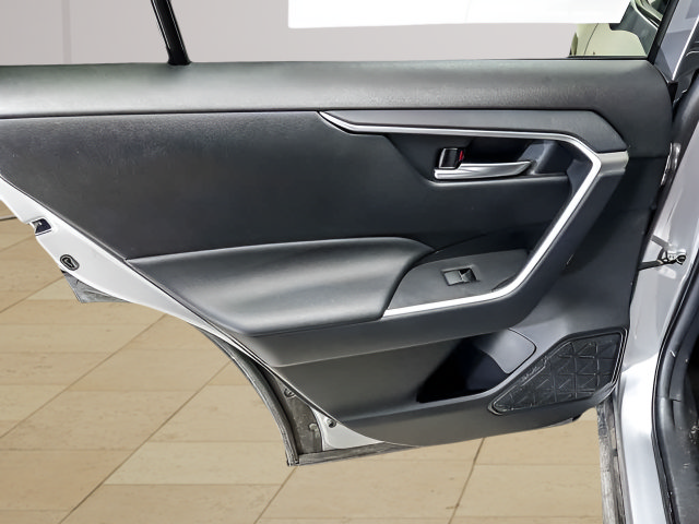 Certified 2025 Toyota RAV4 XLE AWD/4WD image 19
