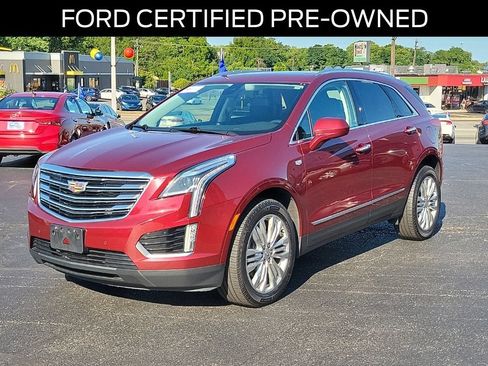 Used 2018 Cadillac XT5 Premium Luxury FWD image 2