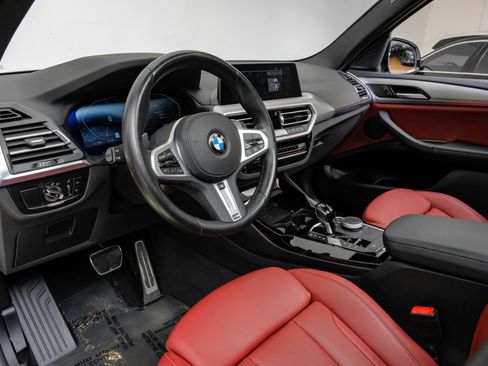 Used 2024 BMW X3 sDrive30i w/ M Sport Package RWD image 3