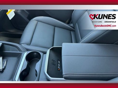 New 2026 GMC Terrain Denali w/ LPO, Floor Liner Package AWD/4WD image 22