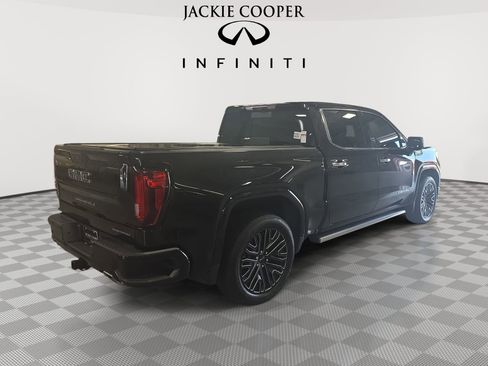 Used 2022 GMC Sierra 1500 Denali Ultimate AWD/4WD image 5